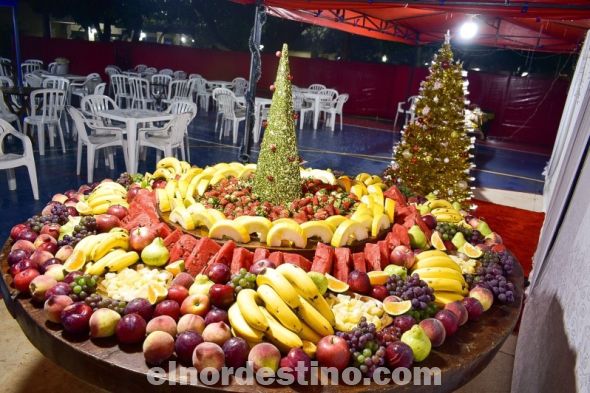 Las festividades de Navidad y Año Nuevo ya son una tradición que reúne a los estudiantes que no pudieron viajar a su ciudad de origen, según el calendario de actividades de la Universidad Central del Paraguay cada Diciembre. (Foto: Asesoría de Prensa de la UCP).