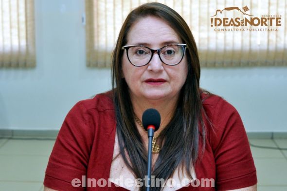 Concejal municipal Cármen Castellano, integrante de la Asociación Nacional Republicana, una de las seis representantes que tienen las mujeres en la Junta Municipal de Pedro Juan Caballero. (Foto: Diego Lozano para Ideas del Norte Consultora Publicitaria).