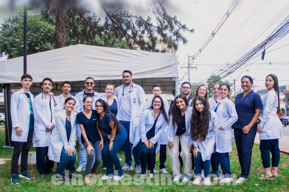 Durante la actividad “Vida Balanceada, Controlando la Hipertensión Arterial y la Diabetes Mellitus”, los participantes demostraron su compromiso con la salud comunitaria y tener voluntad de contribuir a la promoción de una vida saludable. (Foto: Gacetilla de Prensa de Universidad Sudamericana).