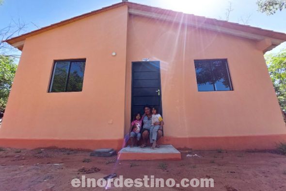 El fin del proyecto es satisfacer las necesidades de las familias, en el marco del Fondo Nacional de la Vivienda Social (Fonavis), y de esa manera poder mejorar su calidad de vida. (Foto: Agencia de información Paraguaya).