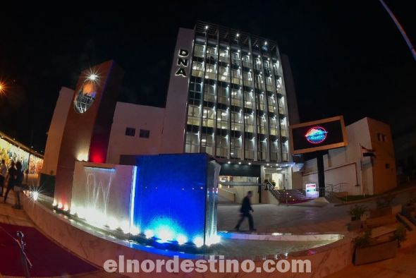 El acto de inauguración contó con la presencia del presidente Abdo Benítez, la primera dama, Silvana Abdo, el vicepresidente Hugo Velázquez, y ministros del gabinete del Poder Ejecutivo, entre otras autoridades.(Foto: Agencia de Información Paraguaya). 