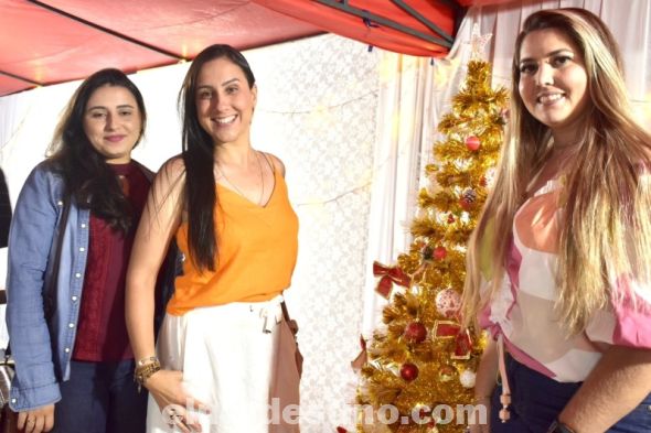 Las festividades de Navidad y Año Nuevo ya son una tradición que reúne a los estudiantes que no pudieron viajar a su ciudad de origen, según el calendario de actividades de la Universidad Central del Paraguay cada Diciembre. (Foto: Asesoría de Prensa de la UCP).