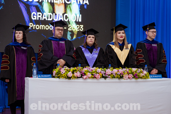 En la graduación correspondiente a este año 2023, más de ochenta nuevos profesionales médicos han cursado la Carrera de Medicina en Universidad Sudamericana, siempre a la vanguardia en educación médica. (Foto: Departamento de Marketing de Universidad Sudamericana).