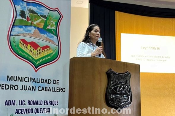 La concejal municipal Carolina Yunis Acevedo (quien interinó el despacho de la intendencia municipal) destacó que durante su gestión se dio continuidad a varios proyectos en andamiento, y se iniciaron otros que quedaron pendientes. (Foto: Gentileza).