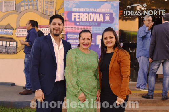 Nuestra senadora electa Dra. Noelia Cabrera Petters junto a la abogada Mirna Rodríguez presentes en la Audiencia Pública a favor de que el Ferrocarril Oeste llegue a Ponta Porã. (Foto: Diego Lozano para Ideas del Norte Consultora Publicitaria).