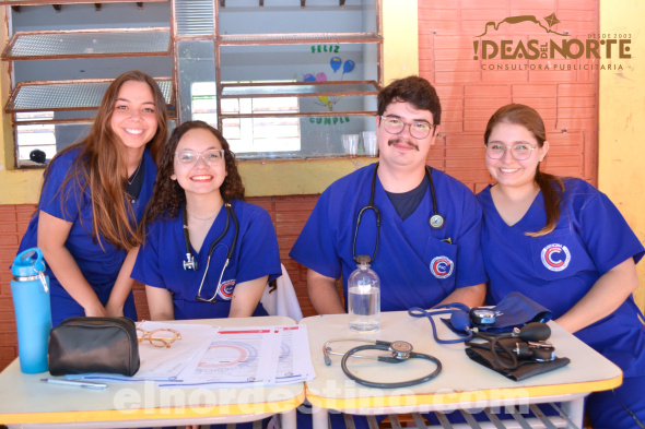 UCP en Acción: Colegio Nacional General Genes favorecido por el proyecto de extensión universitaria con atención médica básica