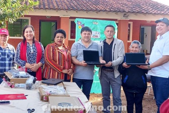 En Capitán Bado instituciones educativas reciben notebooks con internet mediante gestiones del diputado Juancho Acosta