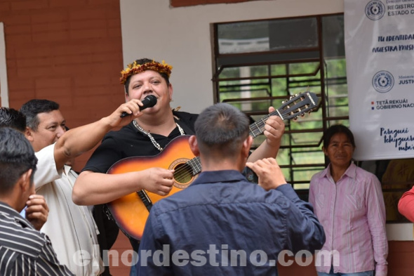 En comunidad nativa, integrantes de la Junta Departamental de Amambay acompañaron al gobernador Juancho Acosta