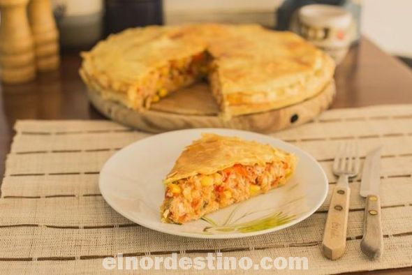 Comida deliciosa y fácil: Tarta de pollo para prepararla en la comodidad de tu casa y disfrutarla en compañía de tu familia