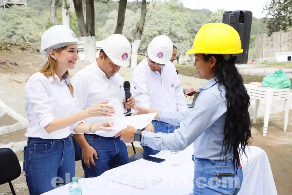 Entregan certificados y kits de herramientas a egresados de varios cursos del SNPP y SINAFOCAL en el departamento de Concepción