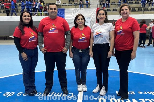 Intendente Municipal licenciada Mahiba Carolina Yunis Acevedo apoya los Juegos Escolares y Estudiantiles Nacionales 2022