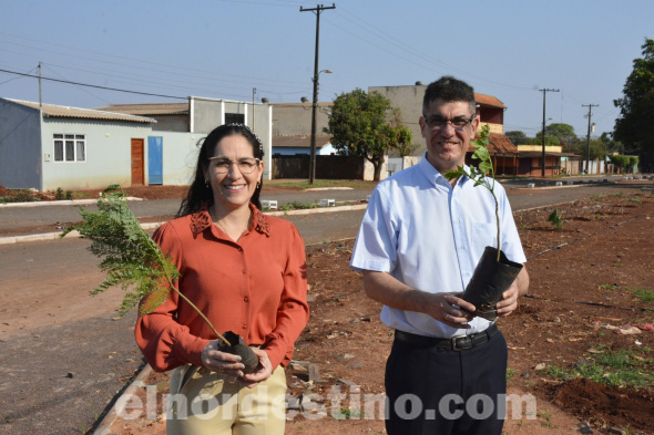 Intendente Acevedo y Primera Dama Carolina Yunis verifican trabajos de asfaltado y empedrado en toda la ciudad