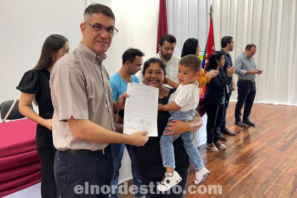 Municipalidad de Pedro Juan Caballero entregó certificados de ocupación precaria a familias del asentamiento San Miguel