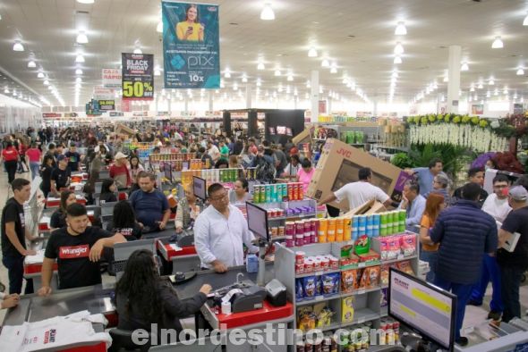 Después de dos años de pausa, se realizó con gran éxito el Black Friday Frontera en Planet Outlet de Pedro Juan Caballero