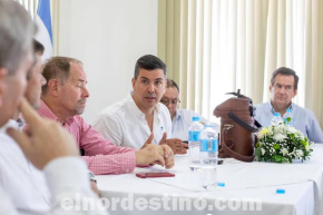 Presidente Santiago Peña plantea acelerar proyectos de Gobierno en el Chaco en apoyo a cooperativas de producción