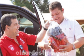 Hugo estuvo en el cumpleaños de Juancho Acosta y aseguró que después de 25 años el Partido Colorado gobernará Amambay