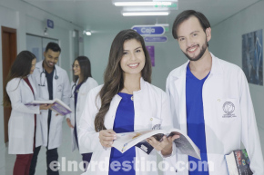 Sin Fronteras: Ocho de cada diez formados en la Carrera de Medicina de Universidad Sudamericana consiguen revalidar