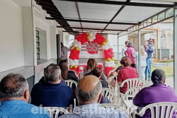 La modernización y adecuación del Centro Productor de Hemocomponentes consistió en el cambio de piso, pintura, instalación de mesadas de concreto para los equipos, divisiones, colocación de mamparas y señalización interna y externa. (Foto: Ministerio de Salud Pública y Bienestar Social).
