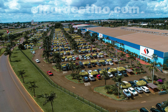 Shopping China Importados fue distinguida en los FrontierAwards 2025 con el premio a BestBorderDowntownRetaileroftheYear, considerado el “Oscar” de la industria duty free. (Foto: Gacetilla de prensa de Shopping China Importados de Pedro Juan Caballero).