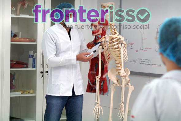 La acreditación regional ARCU-SUR y el posicionamiento entre las veinticinco mejores facultades de Medicina del bloque respaldan este avance de UNISUD, al igual que el desempeño internacional de sus egresados. (Foto: Diario abc Color).