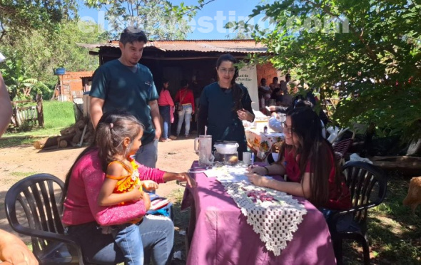Proveen atención médica a más de cien personas en asentamiento de Amambay