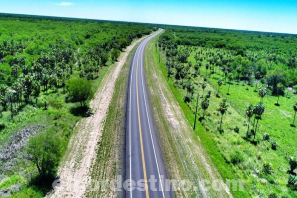 Con más de seiscientos kilómetros de extensión, varios tramos del nuevo corredor vial que unirá Brasil y Argentina ya tienen rutas construidas, pero se debe trabajar en el asfaltado de los tramos necesarios para alcanzar una conexión plenamente integrada. (Foto: Ministerio de Obras Públicas y Comunicaciones).
