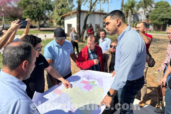 Con la inversión de cuatro mil millones de guaraníes, se espera que nuevos usuarios se sumen a la red de la ESSAP y puedan formar parte del universo de usuarios. Existe una capacidad para albergar a treinta mil personas más. (Foto: Empresa de Servicios Sanitarios del Paraguay).