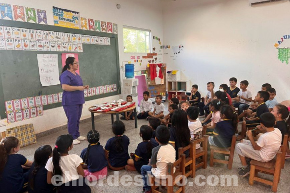 Caries Cero: Departamento de Odontología de la XIII Región Sanitaria realizó actividades sobre cuidado dental en Bella Vista Norte