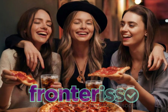 Extraordinario: Amplio y confortable Patio de Comidas de Planet Outlet, donde cada visita se transforma en una experiencia única 